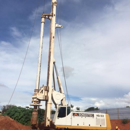 Estacas Escavadas com Fluído Estabilizante (Estacão)